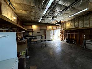 Detached Garage