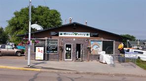 Laundromat,Retail  For Sale