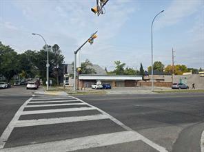2903 Centre Street NW For Sale