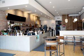 Bakery,Food & Beverage  For Lease