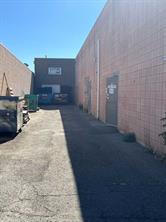 Loading Alley