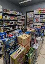 Liquor Store  For Lease