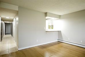 Unit 2 - Livingroom