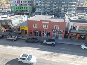 328 10 Street NW For Sale