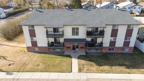 5904 51 Avenue  For Sale