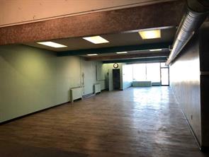 Bakery,Clothing ,Commercial ,Convenience Store,Drugstore,Fitness For Lease