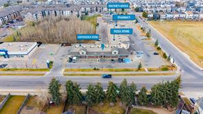 In a Busy Strip Mall, With Pizza Store, Medical Office & Pharmacy for Great Foot Traffic