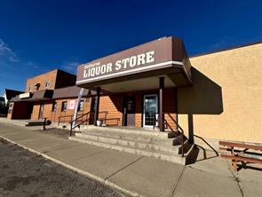 2216 20 Street  For Sale