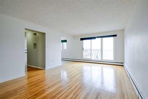 2 Bedroom Unit - Livingroom