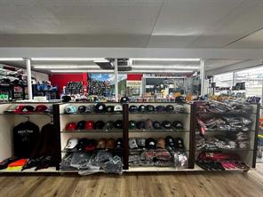 Commercial ,Convenience Store,Retail  For Lease