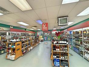 Liquor Store  For Lease