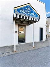 645 Spencer Street SE For Sale