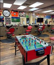 Barber/Beauty For Lease