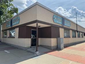 5033 50 Avenue  For Sale