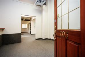 Accounting,Administrative and Support ,Commercial ,Computer,Education/School ,Financial ,Health Services,Medical ,Mixed,Professional Service,Professional/Office For Lease