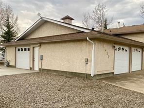 3 car garage on house