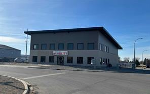 3174 34 Street N For Lease