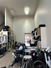 Showroom/entrance to shop