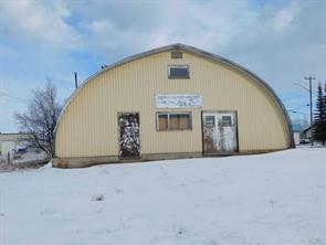 4404 45 A Avenue  For Sale