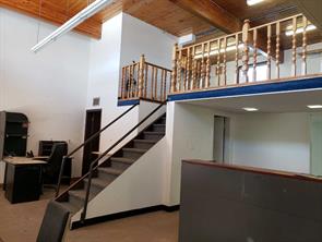 Looking up to Mezzanine area