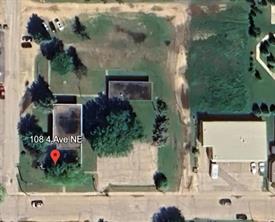 108 4 Avenue NE For Sale
