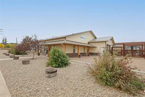 50 Upland Boulevard W For Sale