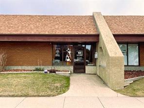 1631 Cedar Road S For Lease