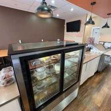 Bakery,Deli/Catering,Food & Beverage ,Ice Cream/Frozen Yogurt ,Restaurant  For Sale