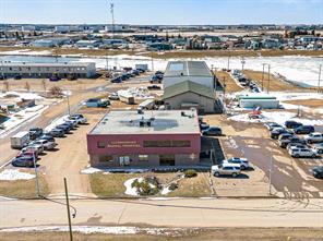 6002 50 Avenue  For Sale