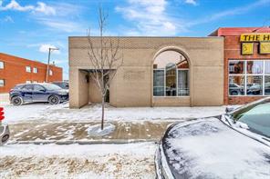 4921/4925 50 Street  For Sale