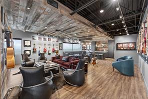 Second floor lounge and living room