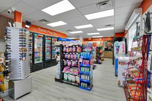 C-Store 1