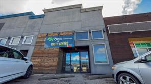 227 12B Street N For Sale